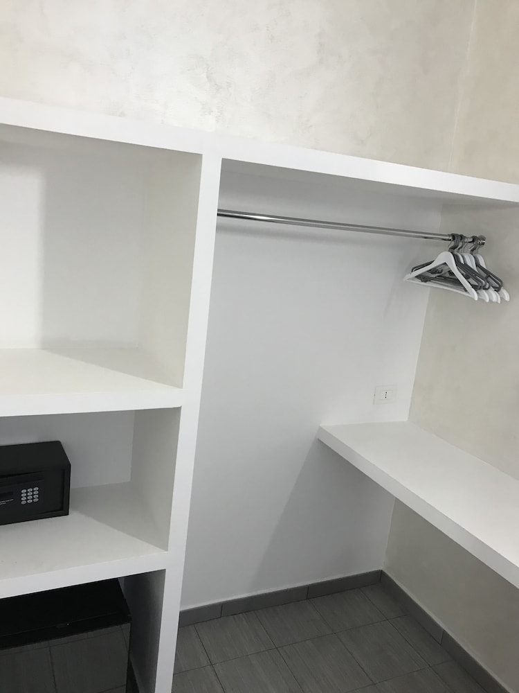 Deluxe Double Or Twin Room, Private Bathroom photo 3