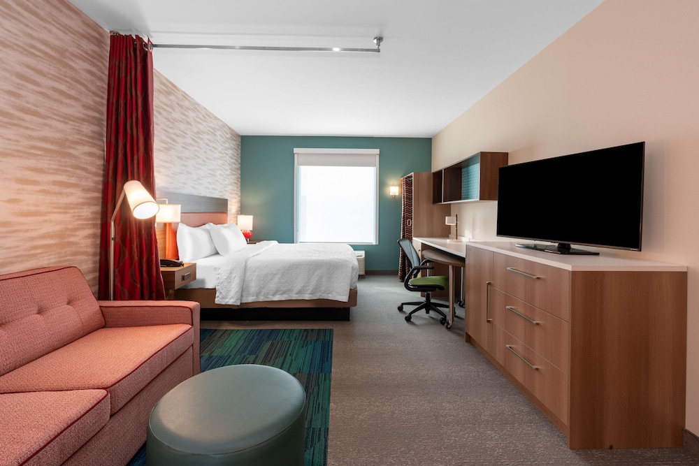 Studio Suite, 1 King Bed, Non Smoking - Photo 1