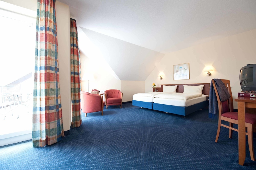 Double Room, Balcony