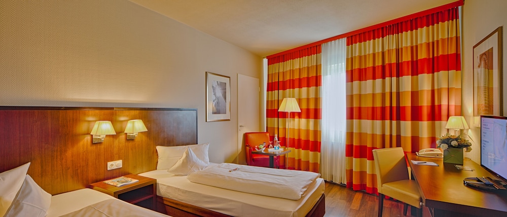 Twin Room (Plus) - Photo 3