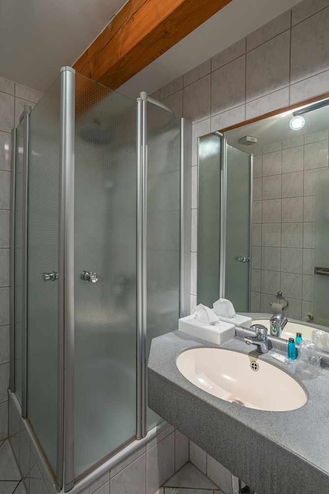 Single Room, Annex Building photo 3
