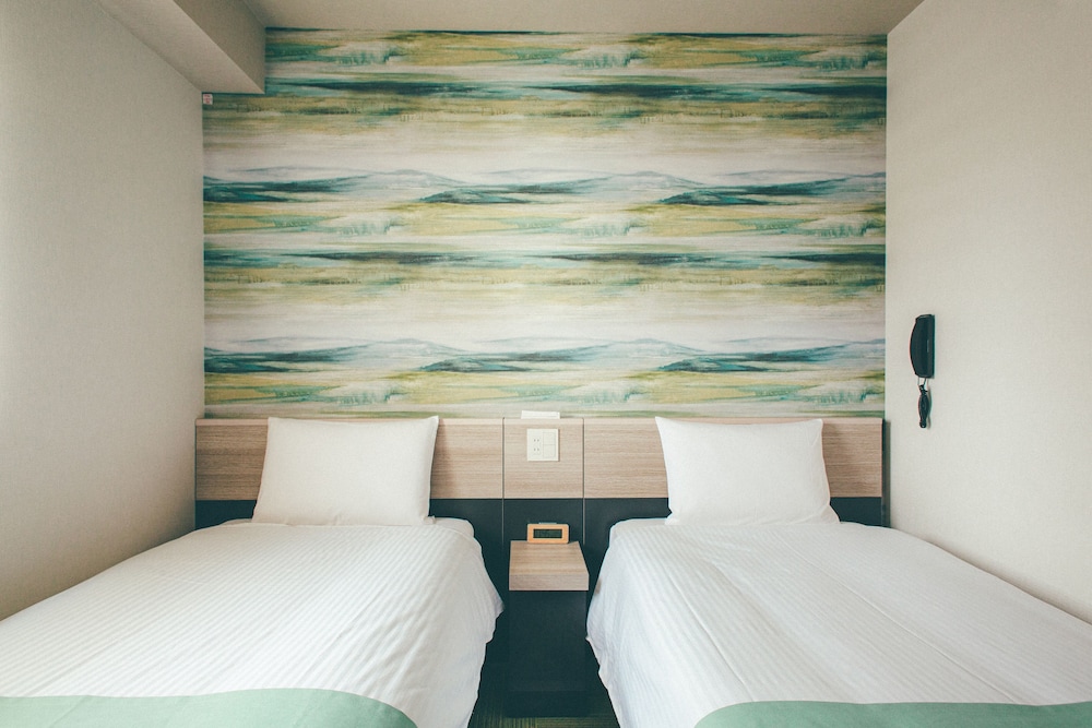 Economy Twin Room, Non Smoking - Photo 2