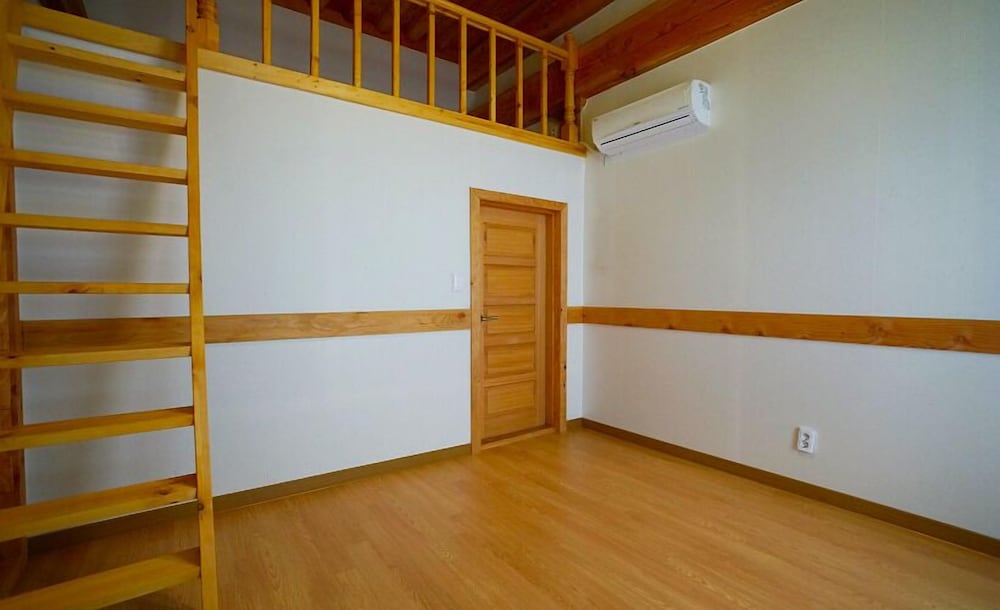 Family Room photo 2