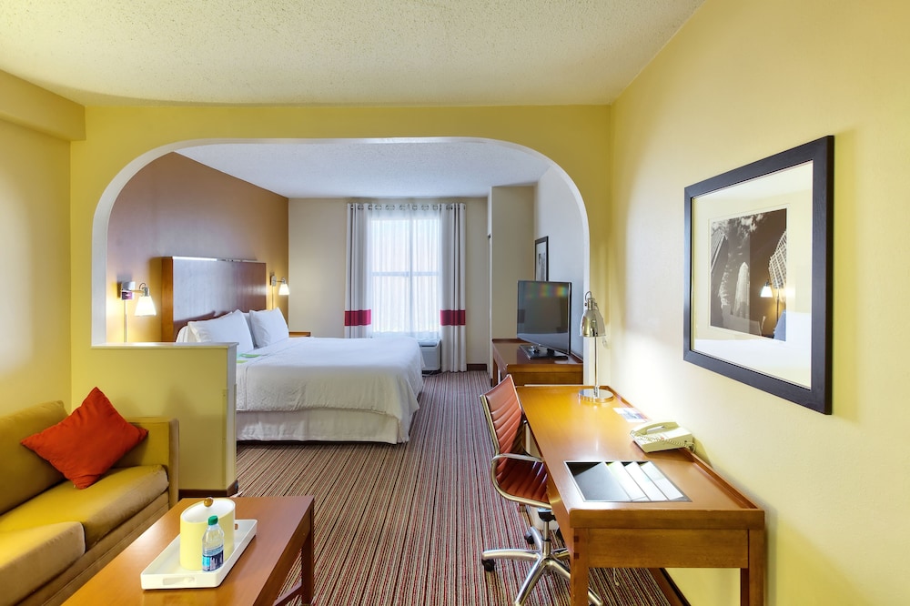 Junior Suite, 1 Bedroom, Balcony - Photo 2