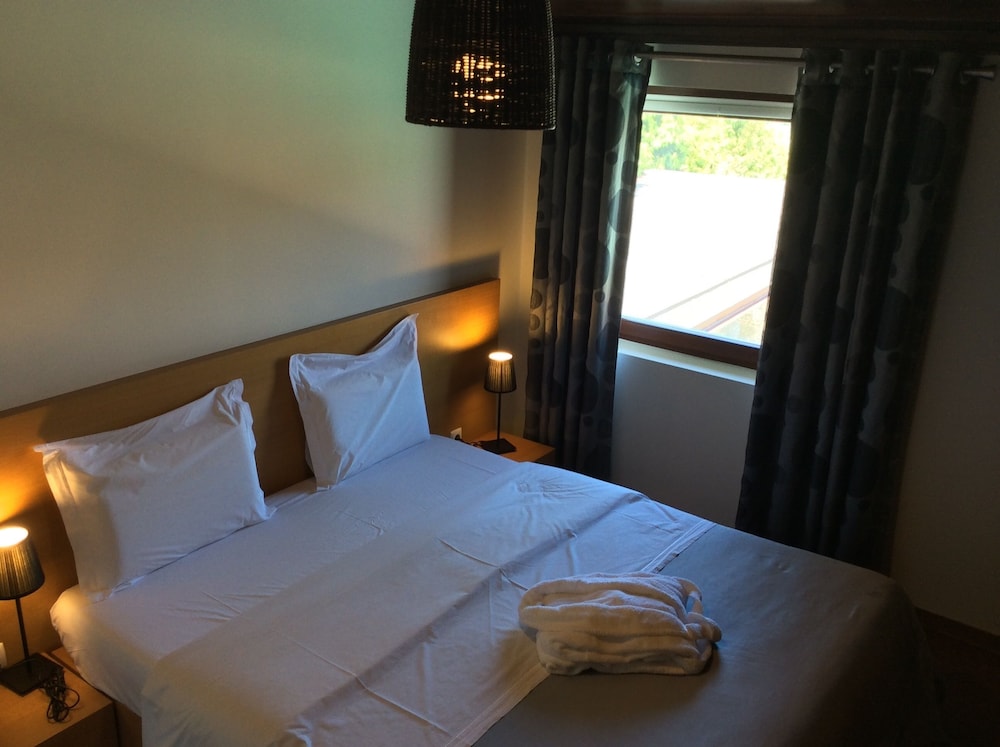 Standard Double Room - Photo 10