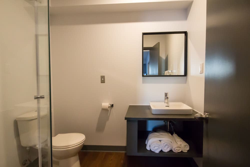 Standard Suite photo 2