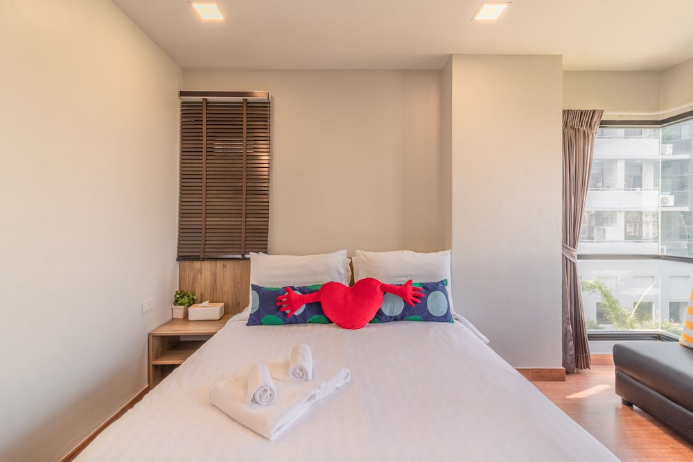 Family Double Room, 2 Queen Beds photo 2