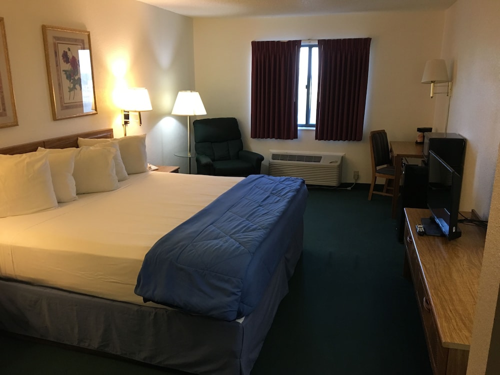Room, 1 King Bed (Accessible)