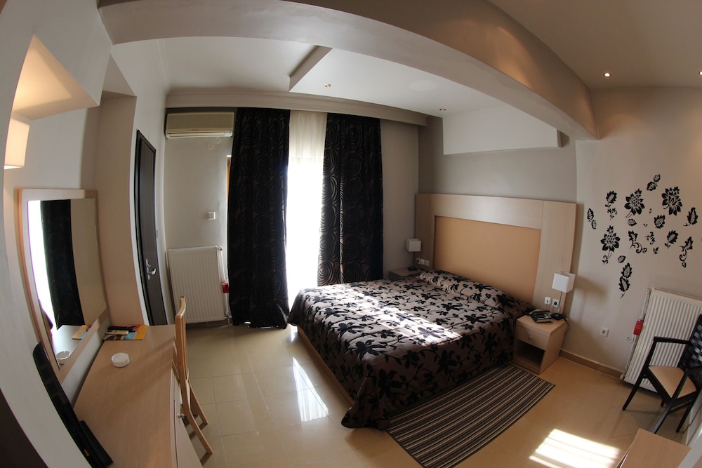 Standard Double Room - Photo 19
