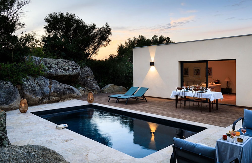 Villa photo 3