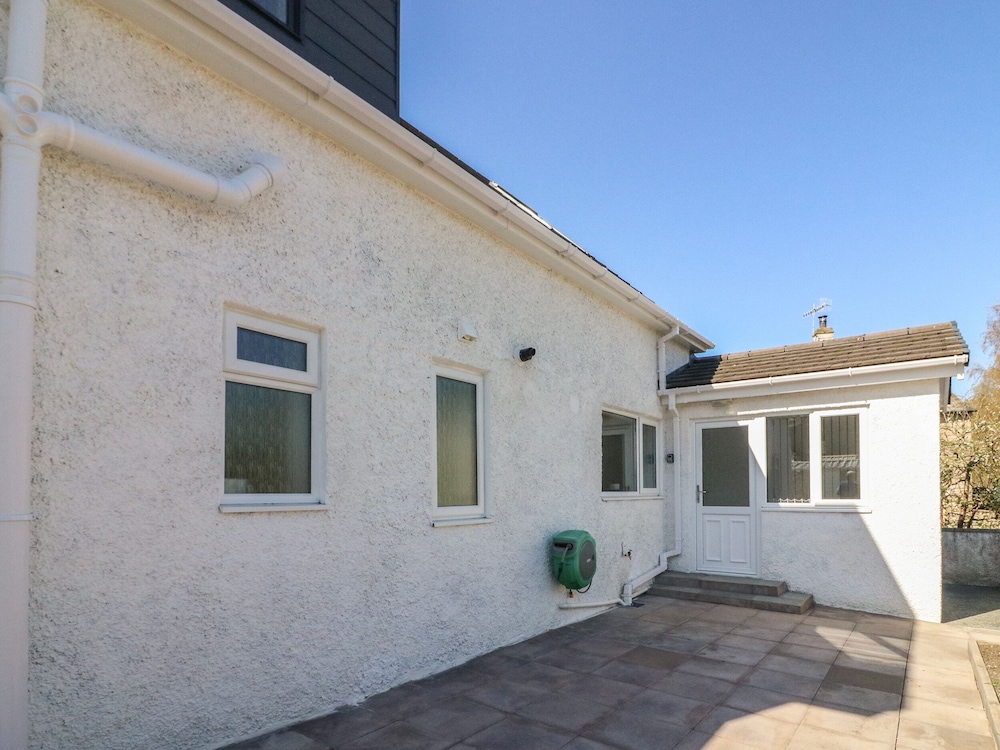 Cottage photo 1