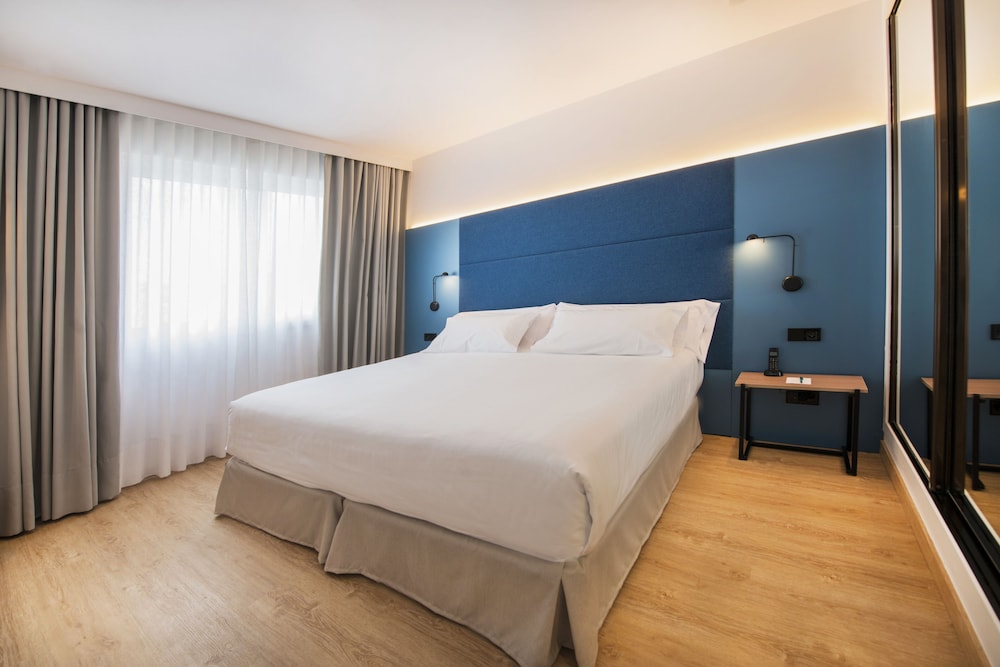Superior Room - Photo 2