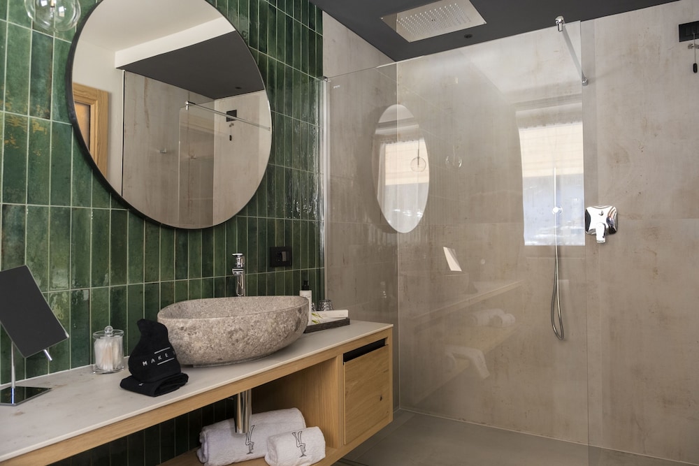Comfort Double or Twin Room