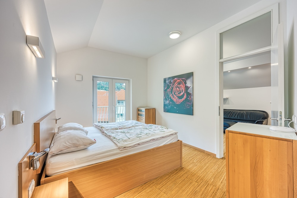 Family Apartment, 1 Bedroom, Mountainside (Wellness Suite Rose) photo 3