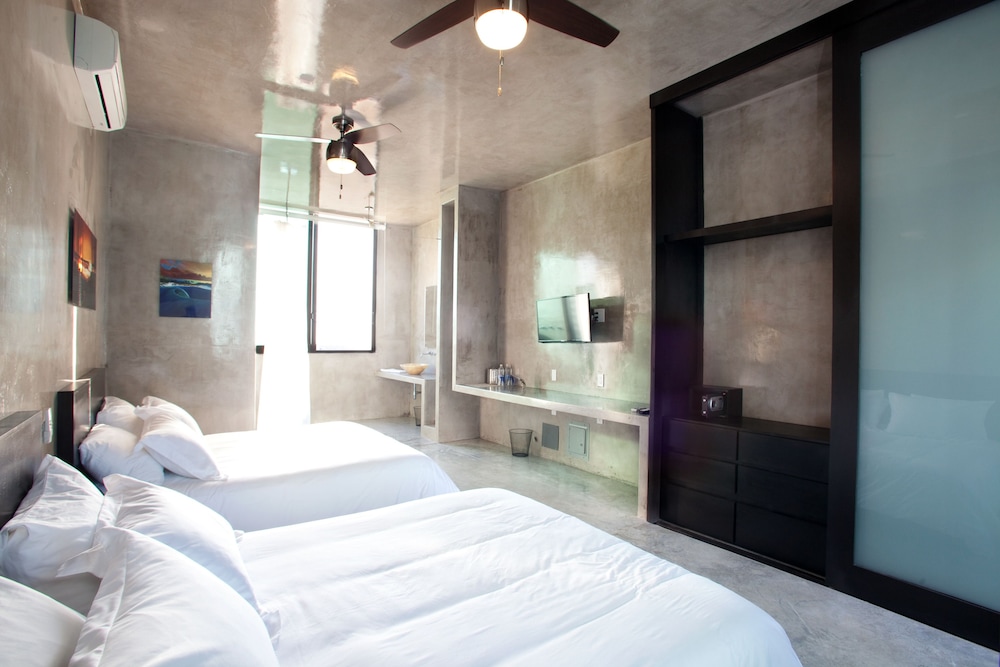Basic Double Room photo 1