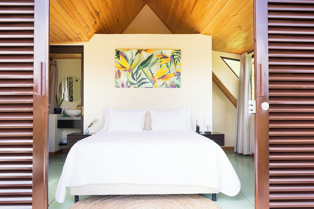 Comfort Cabin, Balcony, City View photo 1