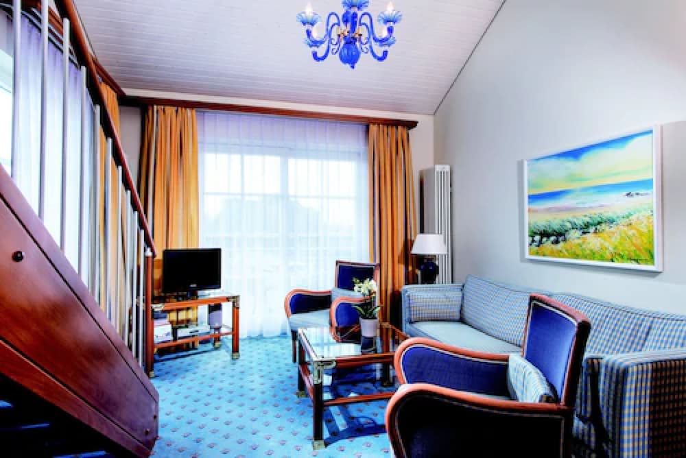 Suite (Tower) - Photo 3
