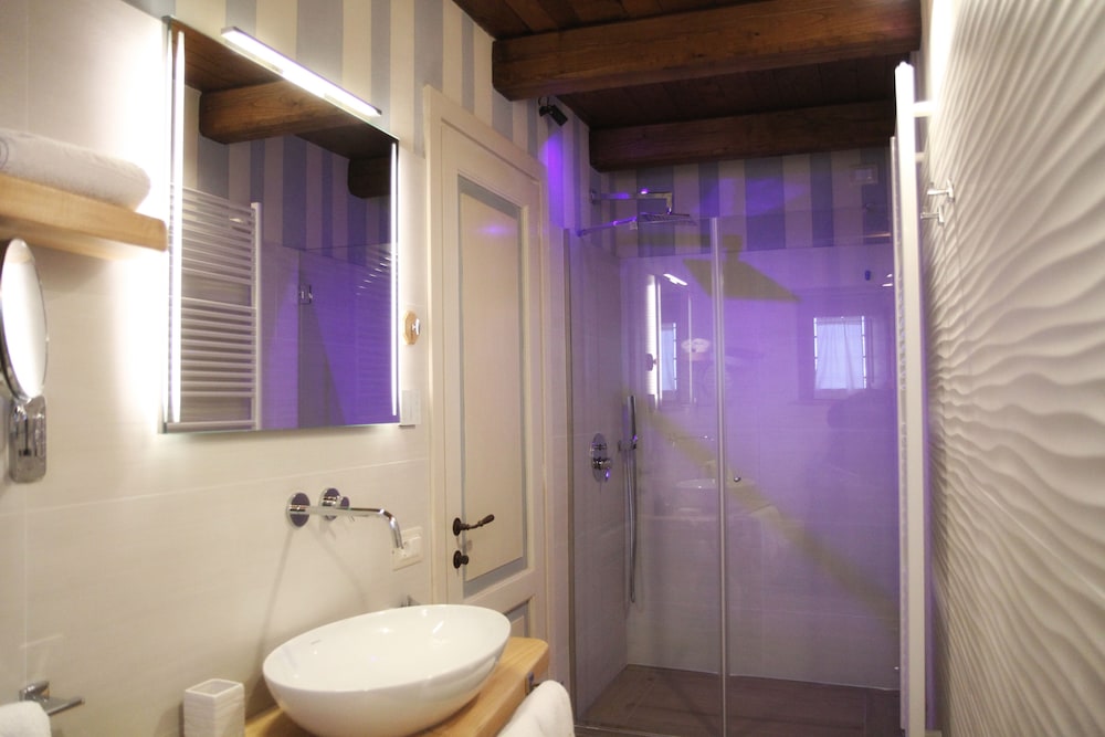 Comfort Double Room - Photo 7