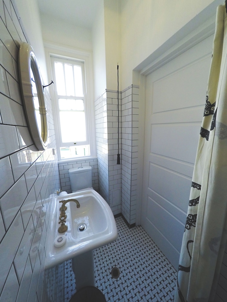 Standard Double Room, 1 Queen Bed, Partial Sea View