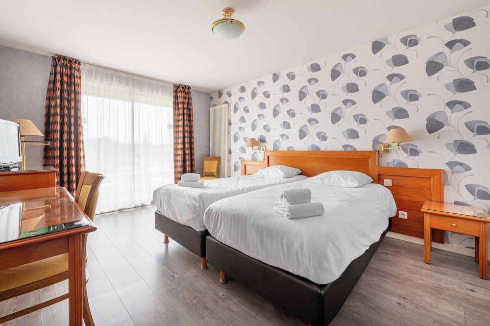 Classic Twin Room - Photo 6