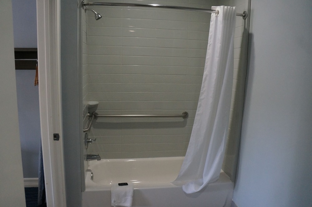 Standard Single Room, Accessible photo 3
