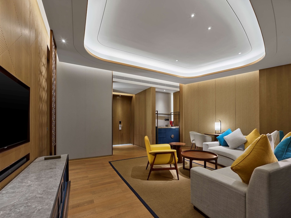 ONE BEDROOM SUITE photo 3