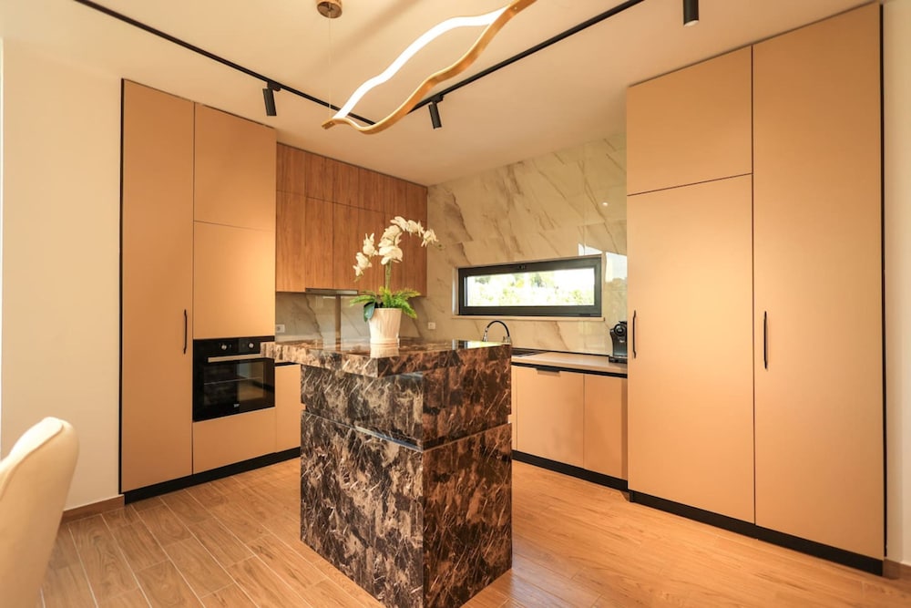 House photo 2