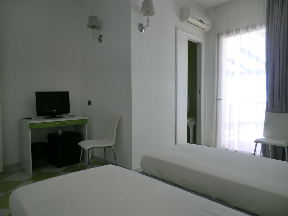 Panoramic Double or Twin Room, Ensuite, Sea View