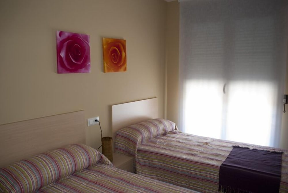 Duplex, 2 Bedrooms photo 2