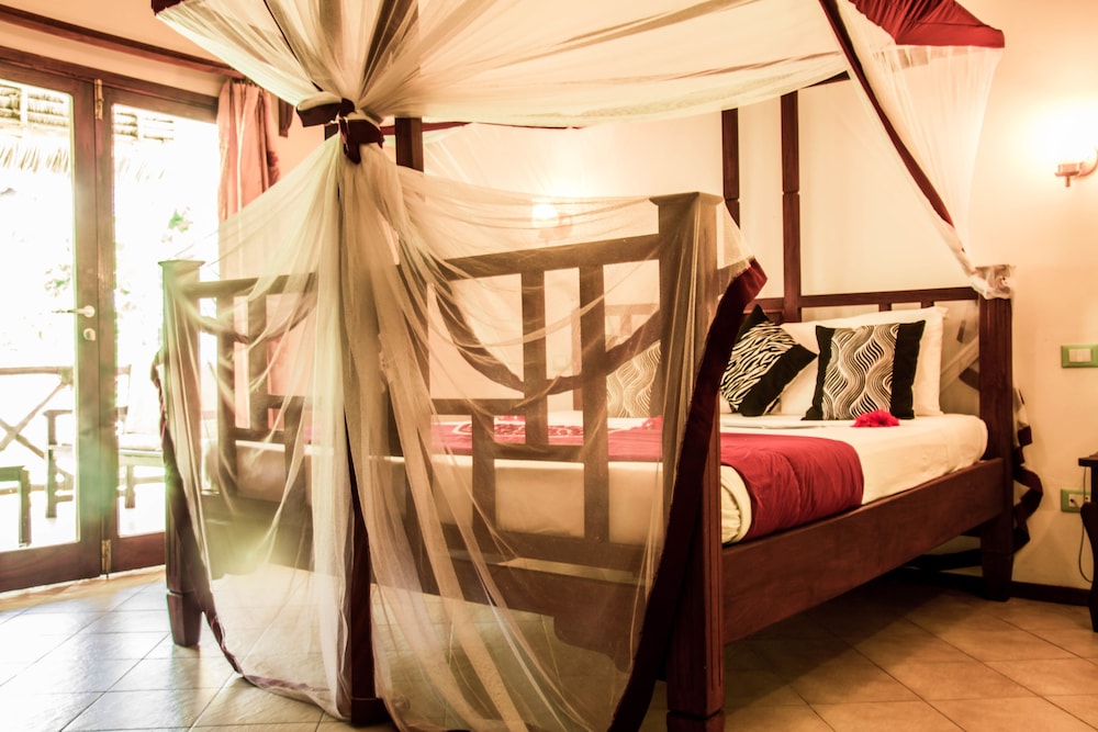 Room, Sea View