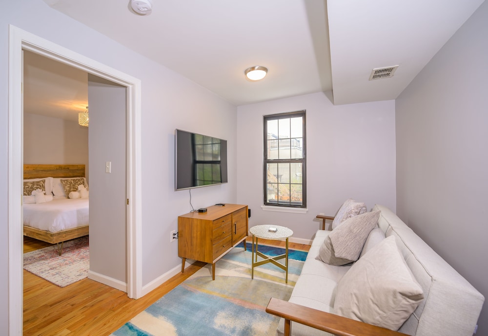 Classic Apartment photo 1