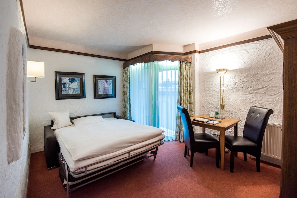 Triple Room photo 2