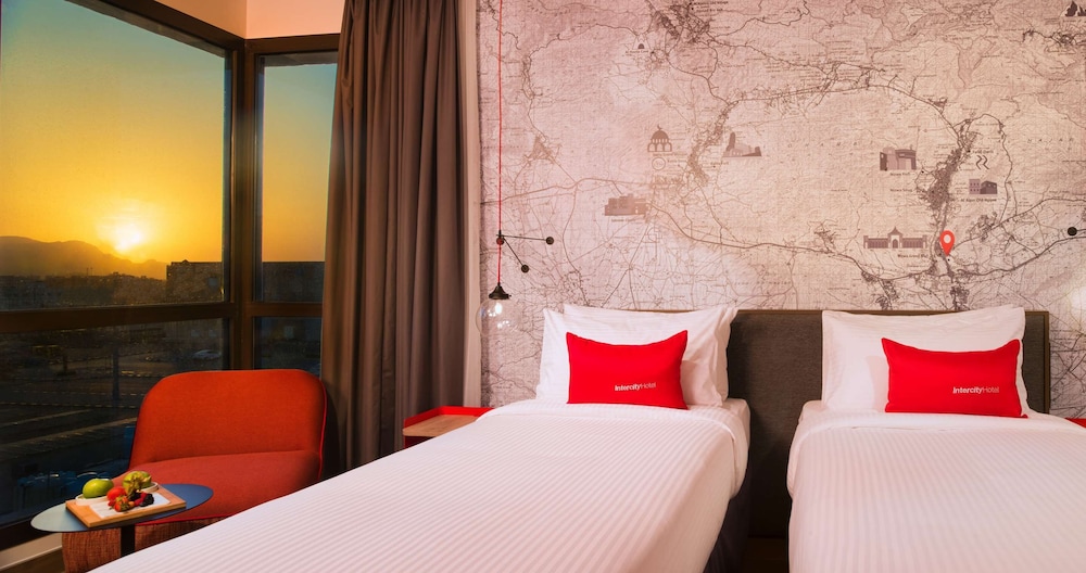 Standard Twin Room - Photo 1