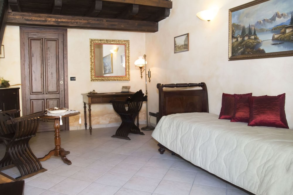 Triple Room (Melissa) photo 2