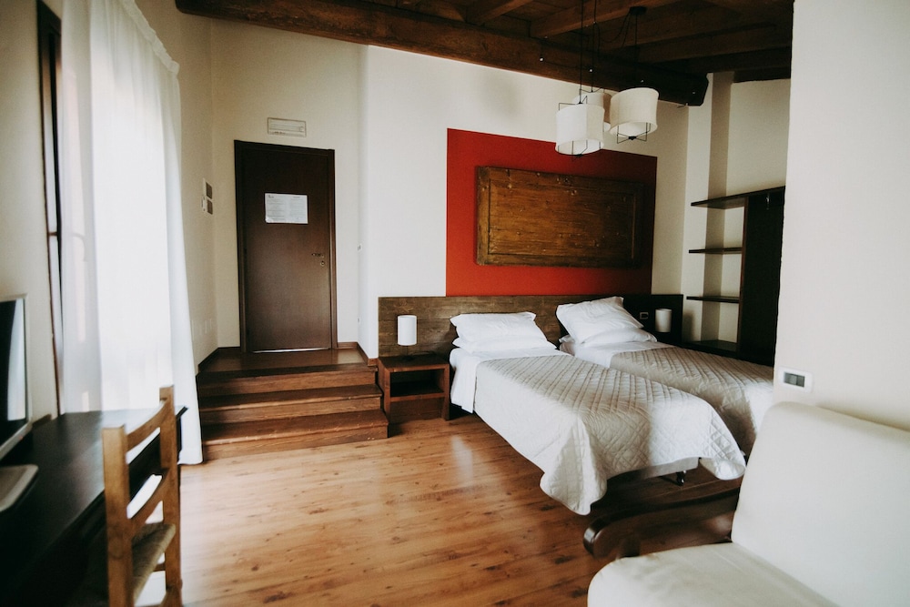 Standard Quadruple Room photo 1
