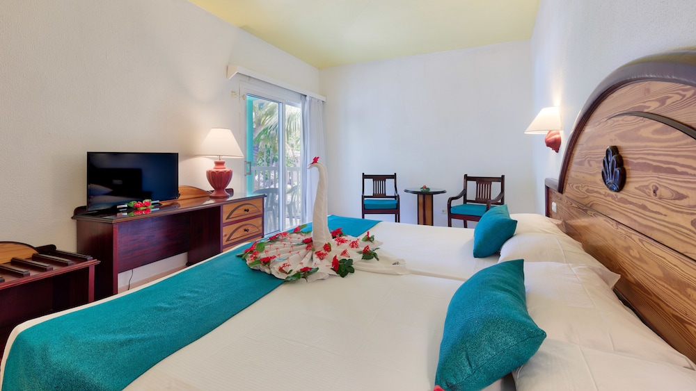 Standard Room - Photo 1