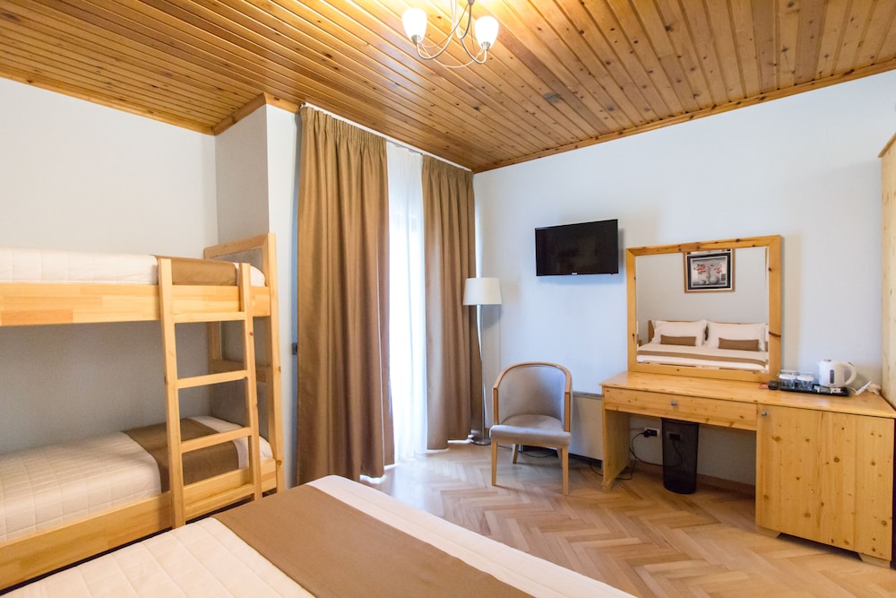 Basic Quadruple Room
