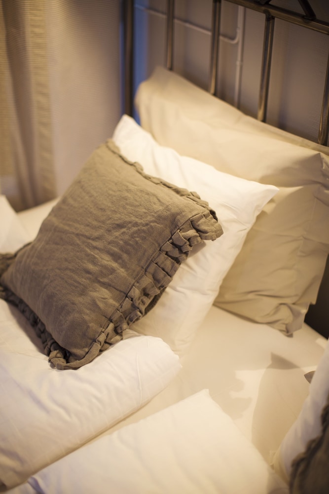 Luxury Suite, 1 Bedroom, Canal View, Corner photo 2