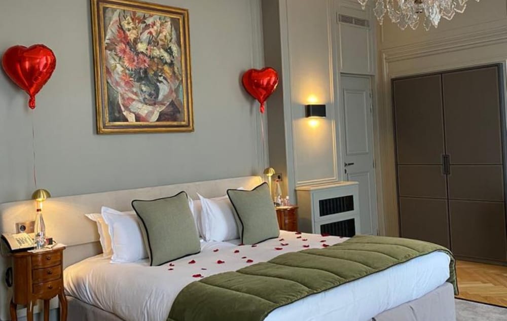 Executive Room