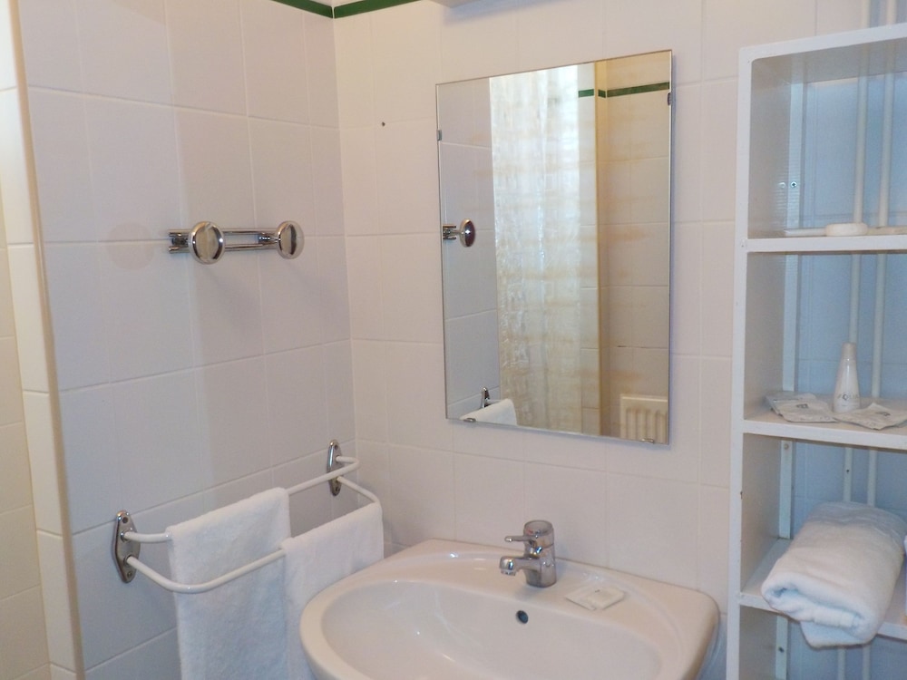 Economy Shared Dormitory, 1 Bedroom photo 2