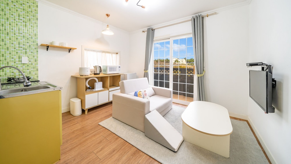 Basic Room, 1 Bedroom (Aria) - Photo 4