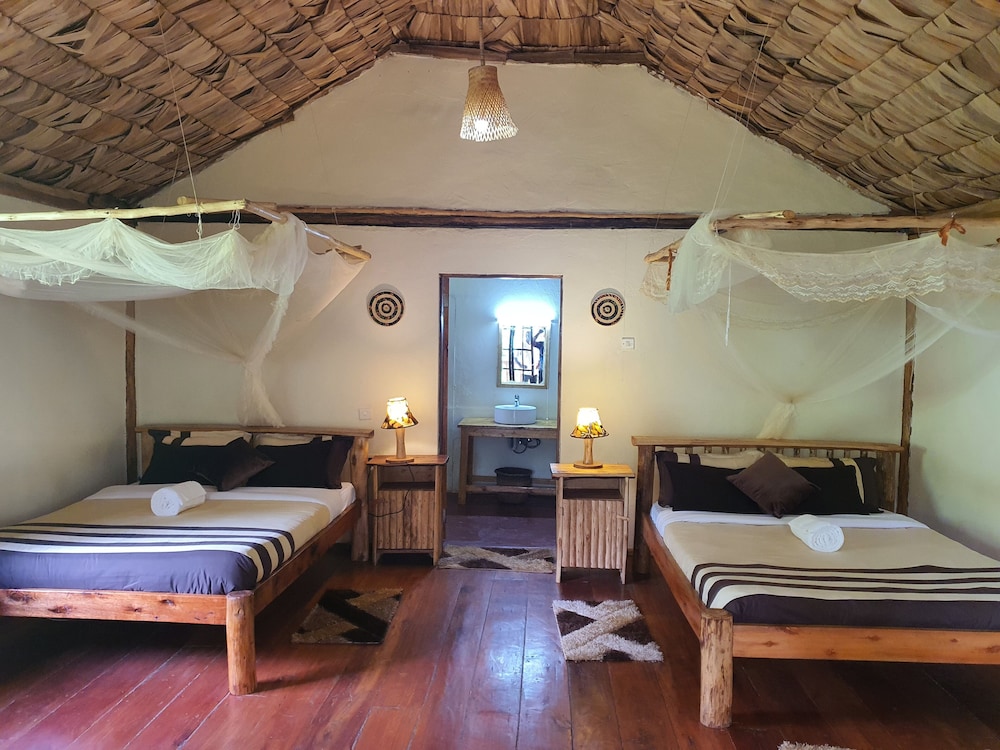 Luxury Suite, 1 Queen Bed photo 3