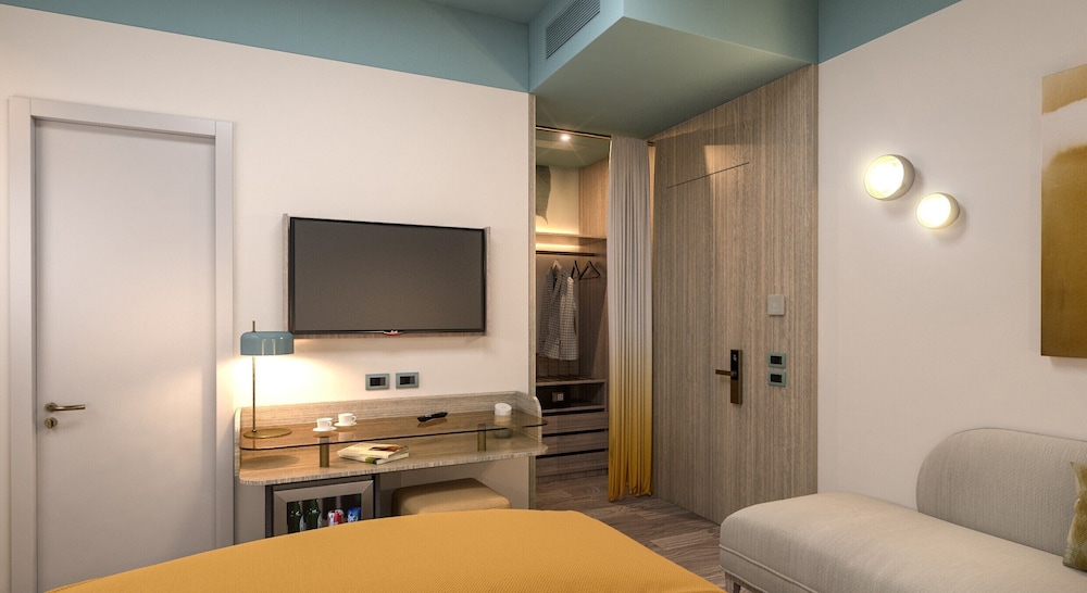 Deluxe Triple Room - Photo 7