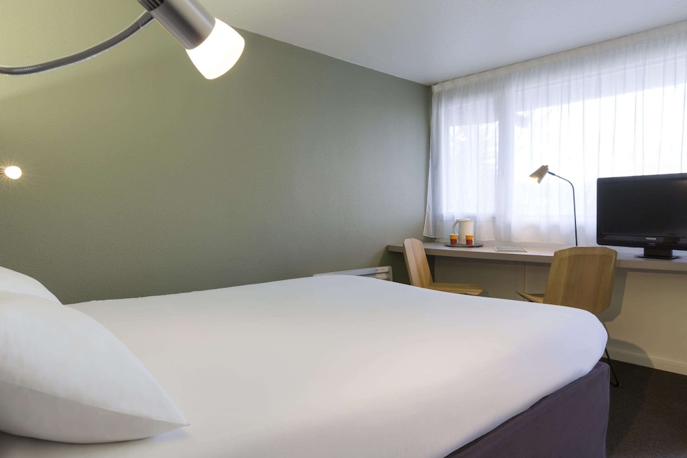 Standard Room, 1 Double Bed - Photo 4