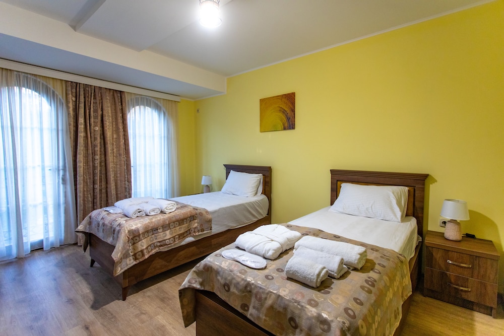 Comfort Twin Room