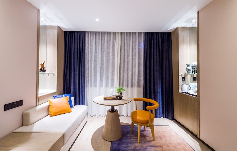 Superior Single Room