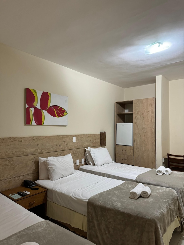 Superior Triple Room, 3 Twin Beds photo 2