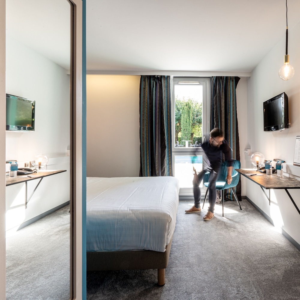 Double Room, 1 King Bed - Photo 2