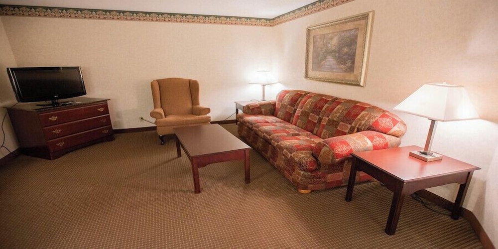 Junior Suite, 1 Queen Bed photo 3