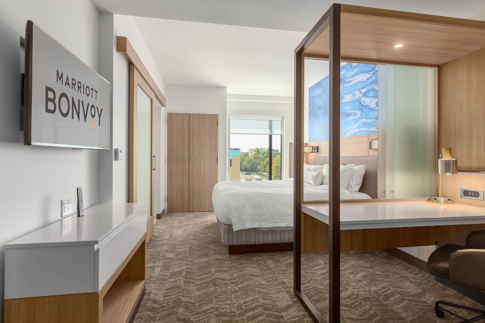 Suite, 1 King, Trundle bed, Water view, Balcony